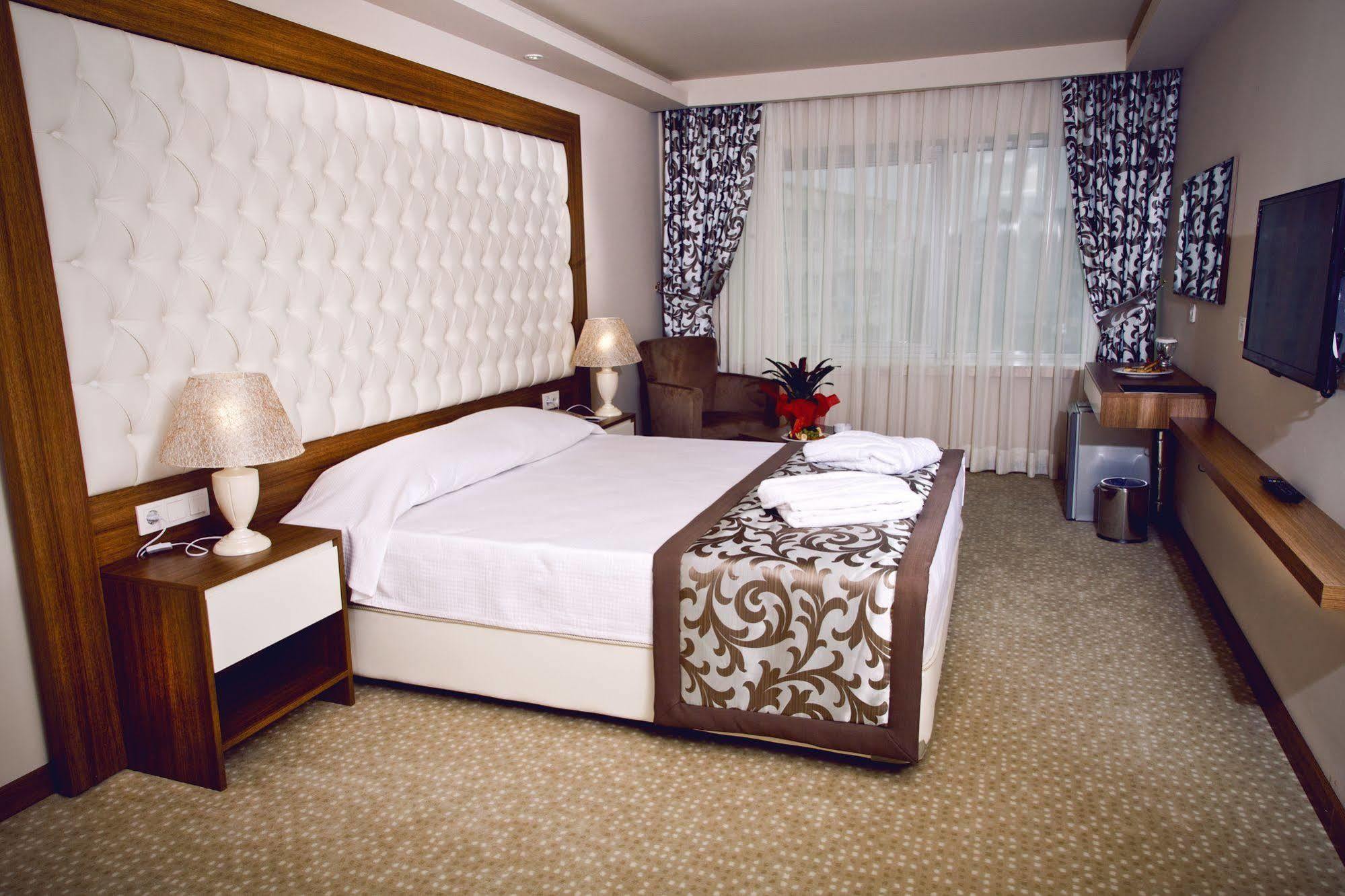 Esila Hotel Ankara Exterior photo